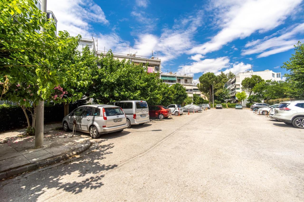 Άνετο & Ήσυχο Διαμέρισμα Για 4 アテネ エクステリア 写真
